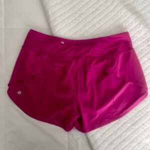 Lululemon Speed Up Mid rise shorts 4”